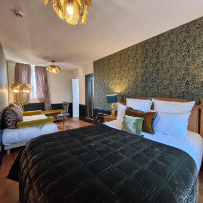 Chandernagor Wellness Suite
