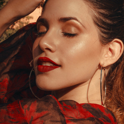 Epilation lèvres et menton